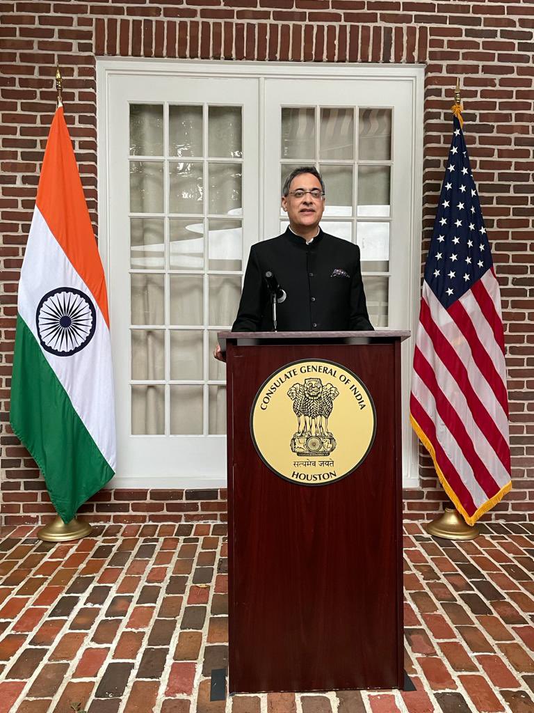 Congressman AlGreen, County Judge Judge K P George, Judge Juli Mathew and other dignitaries joined the Celebration of the 75th Independence Day of India.